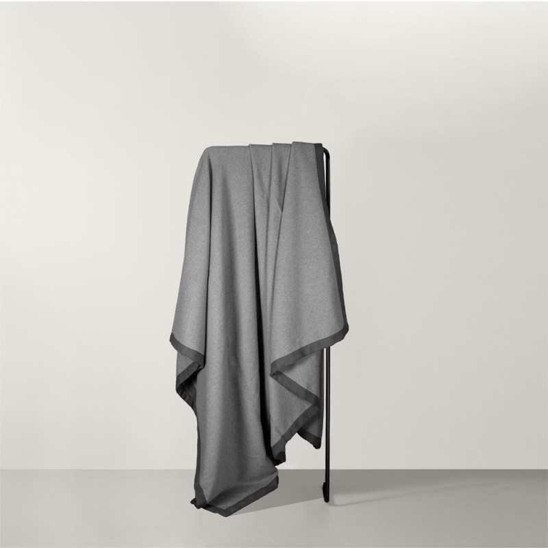 貝加莫 羊絨毯-淺灰 250x200cm